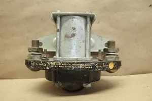 WARBIRD N.O.S. HART DIAMOND STARTER MOTOR RELAY SOLENOID  B-8 24VDC